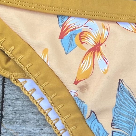 Koleha Floral Bikini Bottoms // Palma Tie - Picture 4 of 5